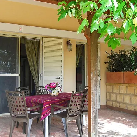 Holiday home Stunning In Isola Capo Rizzuto With House Sea View Isola Di Capo Rizzuto