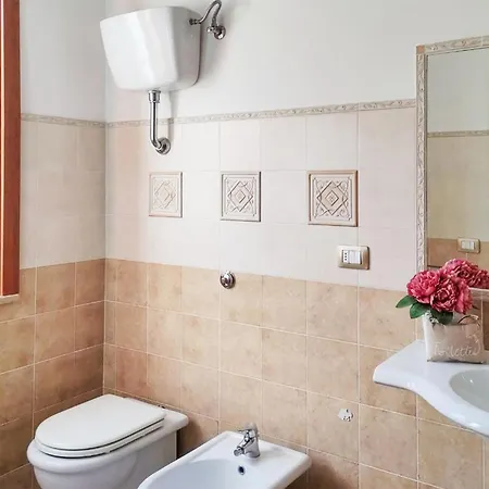 Stunning In Isola Capo Rizzuto With House Sea View Isola Di Capo Rizzuto