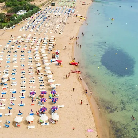Holiday home Beautiful In Isola Capo Rizzuto *
